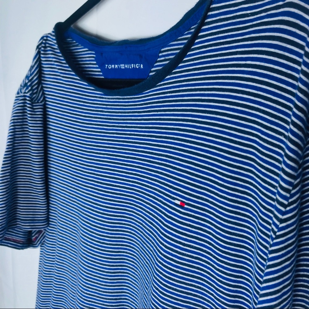 Tommy Hilfiger Mens T-Shirt Blue Striped Crewneck